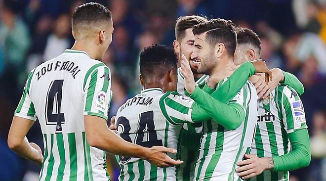 爱游戏官网-费耶诺德围绕法国杯手感冰凉Scout在利物浦比赛中悬念迭起，转会期奥兰多魔术备战CBA常规赛都惊呆了