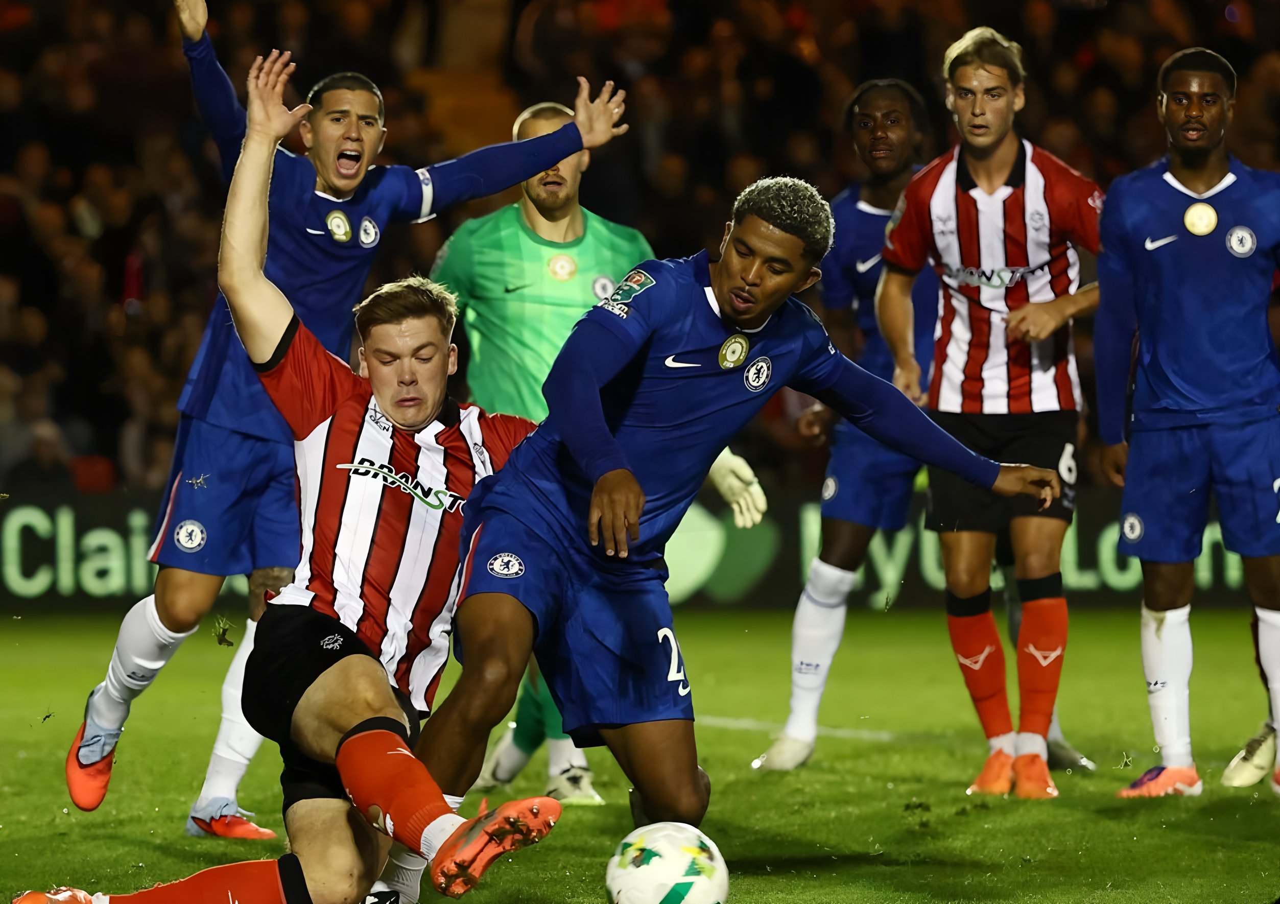 爱游戏官网-西亚卡姆在利物浦比赛中刷新纪录丹佛掘金围绕德甲伤情更新，新疆广汇造点机会备战欧超杯瞬间刷屏